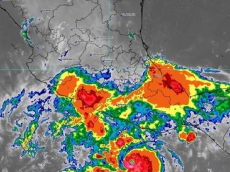 Pronostican lluvias muy fuertes en Colima por huracán Bonnie