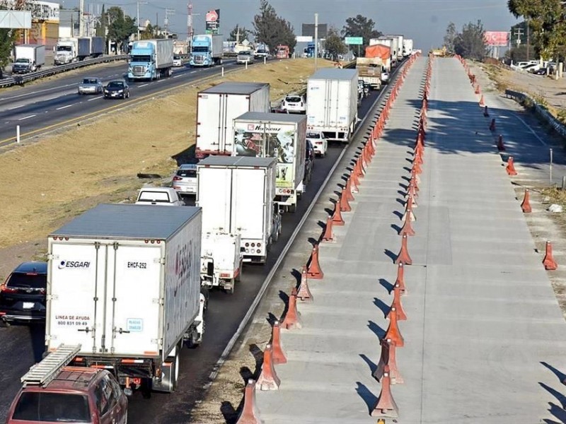 Propondrá gobernador ampliación de carriles en la carretera 57