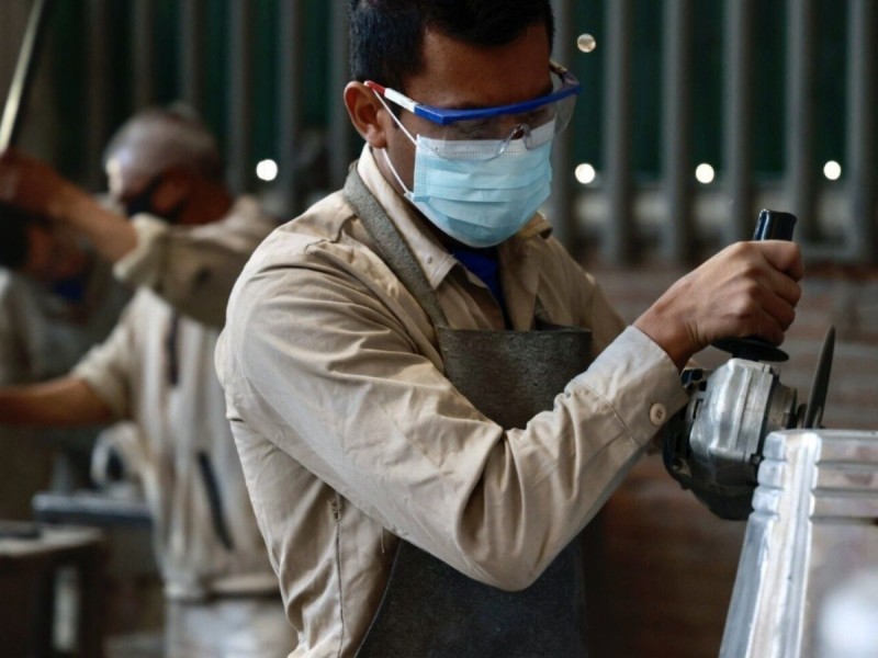 Proponen reducir horas laborales, de 8 se pasaría a 6
