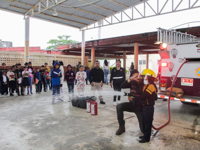 Protección Civil de Poza Rica lleva pláticas a escuelas