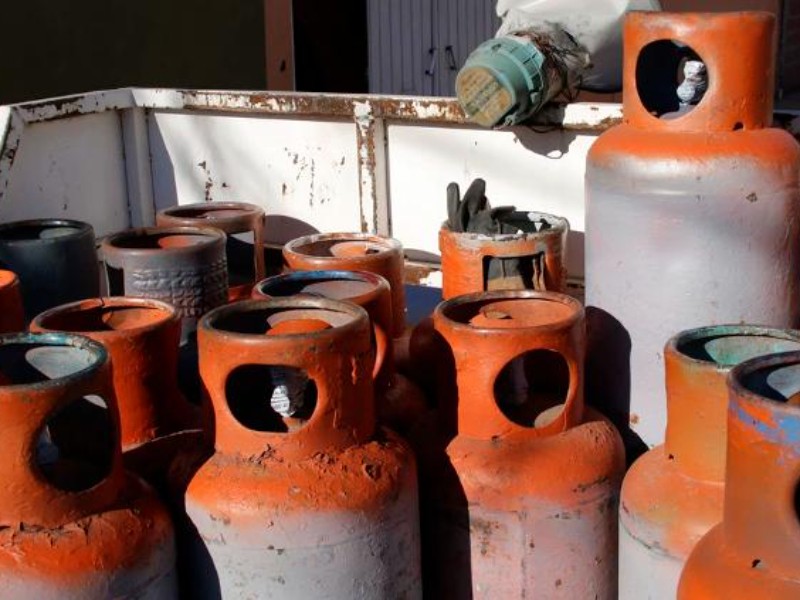 Protección Civil detecta deterioro en cilindros de gas LP en Mazatlán
