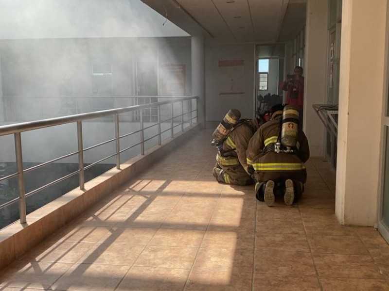 Protección Civil realiza simulacro de incendio en la UAZ