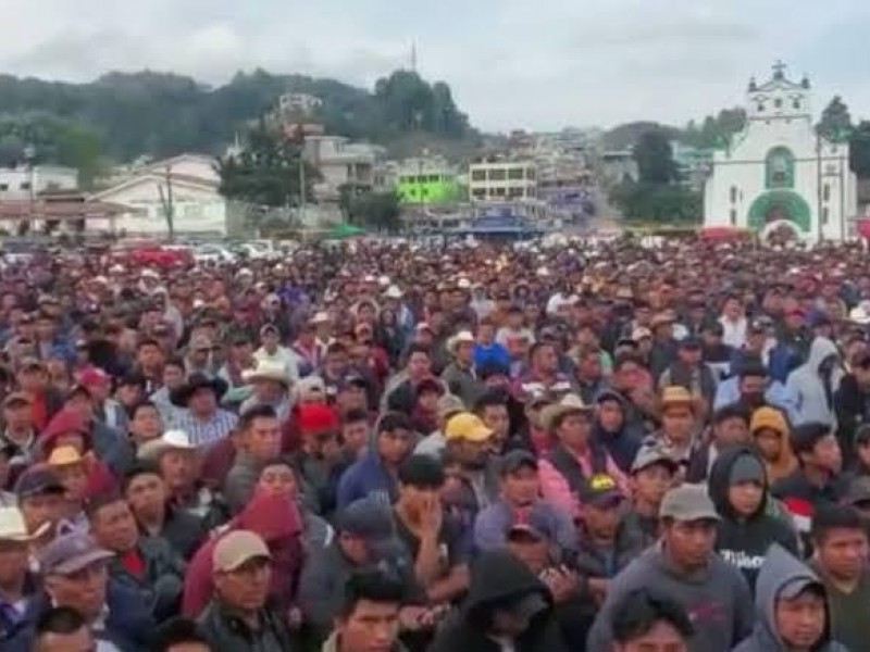 protesta en san Juan Chamula por falta de pagos.