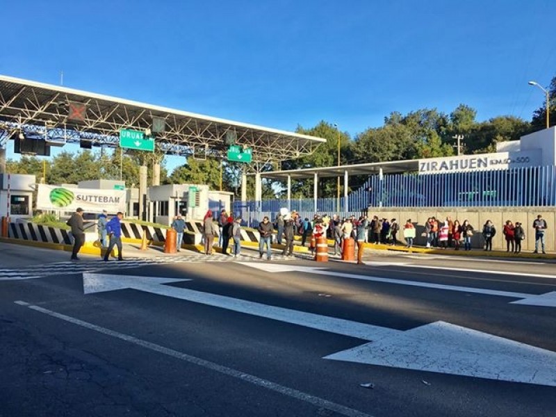 Protesta Suttebam en casetas; demanda 12mdp en quincenas