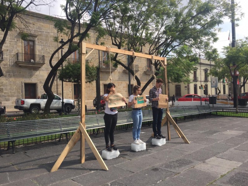 Protestan a favor del medio ambiente