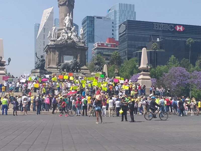 Protestan 'Chalecos Amarillos' contra AMLO