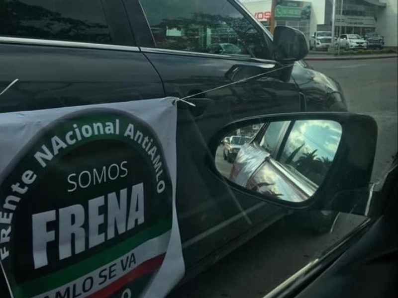 Protestan contra AMLO en la capital chiapaneca