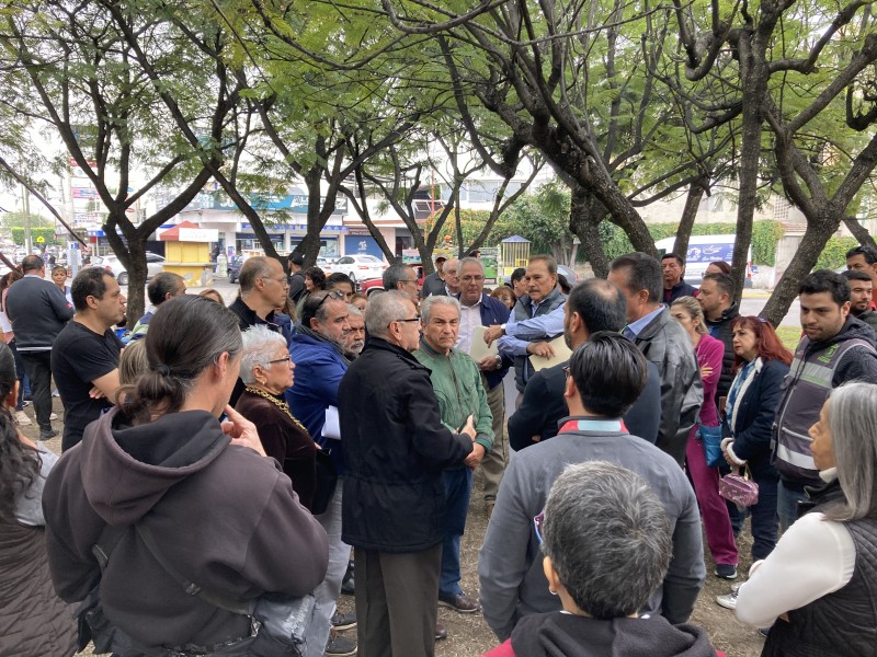 Protestan contra ciclovía y obras en Paseos del Sol