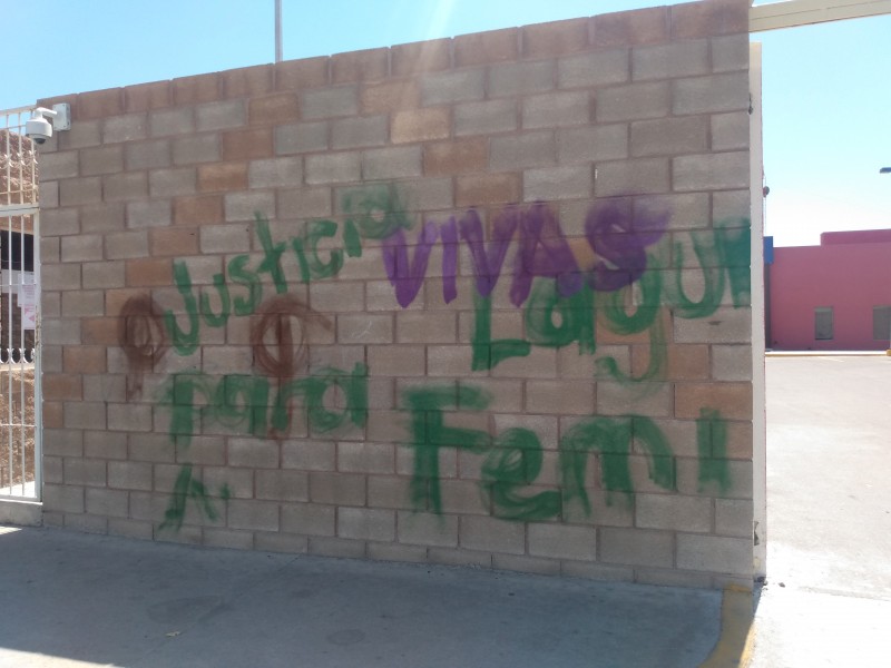 Protestan contra feminicidio de trabajadoras del IMSS en Torreón