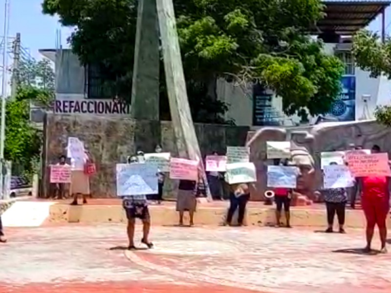Protestan contra la autoridad por crisis sanitaria en Juchitán