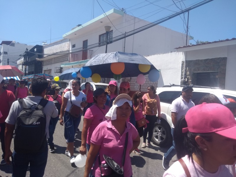 Protestan contra modificaciones a estancias infantiles