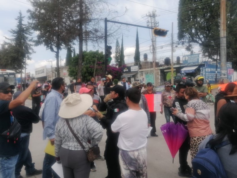 Protestan contran CFE; manifestantes acusan de arbitrariedad a la empresa
