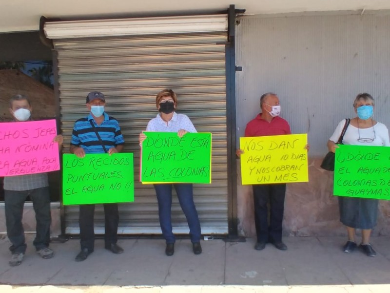 Protestan en CEA por falta de agua y mal servicio