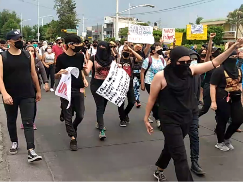 Protestan estudiantes de UdeG por represión en manifestaciones por Giovanni