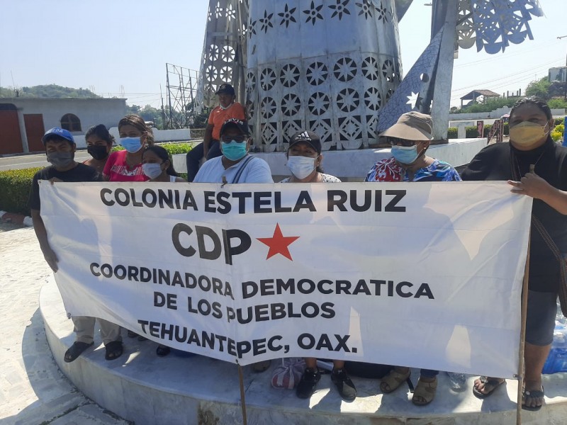 Protestan habitantes de la colonia Estela Ruiz; exigen servicios básicos