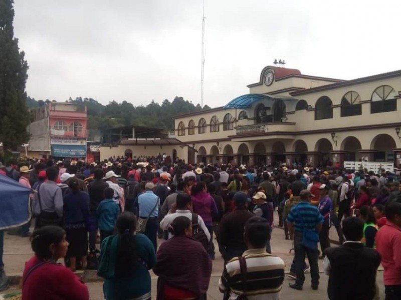 Protestan habitantes de Oxchuc