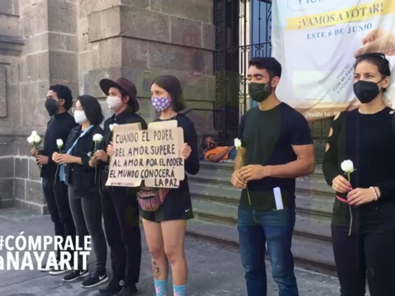 Protestan jóvenes por agresiones a candidatos políticos en México