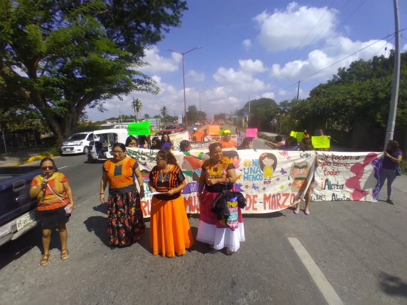 Protestan para exigir alto a la violencia contra mujeres