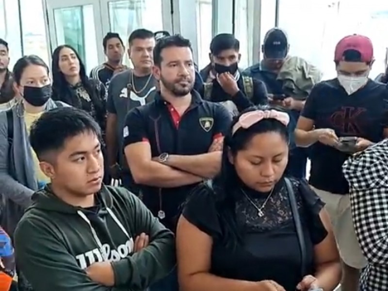 Protesta provoca demoras en vuelos en aeropuerto de Chiapas