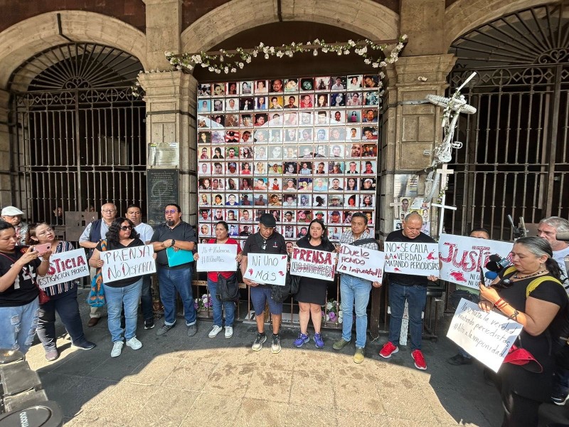 Protestan periodistas en Morelos por violencia