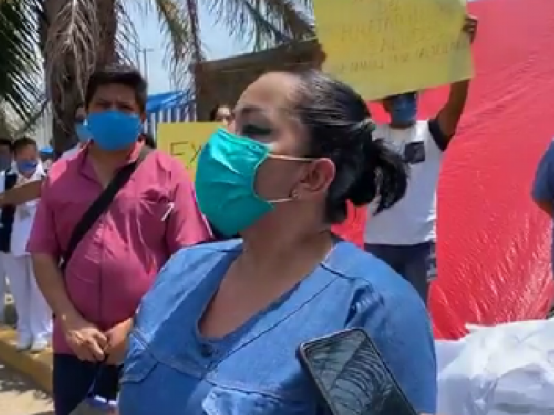 Protestan por contagios de COVID-19 trabajadores de Hospital Gómez Maza