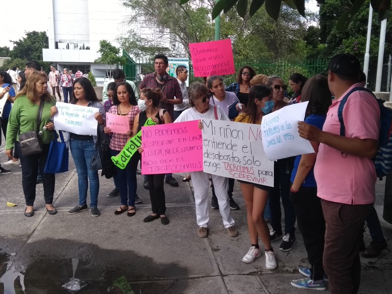 Protestan por desabasto de tacrolimus en IMSS