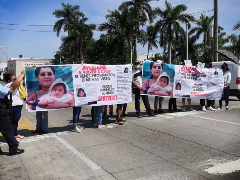 Protestan por desaparición de madre e hija en Medellín