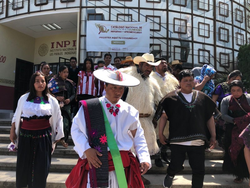 Protestan pueblos originarios en Día Internacional de la Lengua Materna