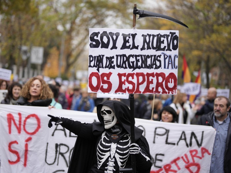 Protestas en Madrid por privatización de servicios de salud