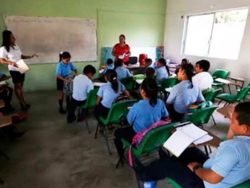 Próximo ciclo escolar se resolverá la carencia de docentes:SEV