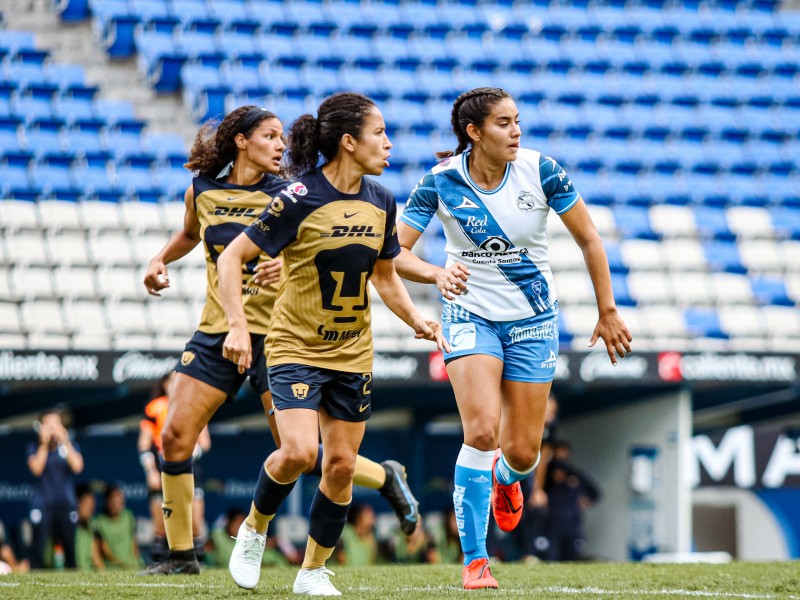 Puebla femenil pierde su primer juego en el Estadio Cuauhtémoc