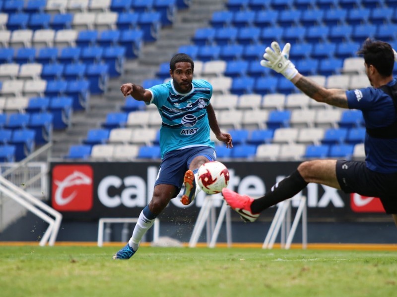 Puebla Golea 4-1 al Querétaro en Amistoso en el Cuauhtémoc