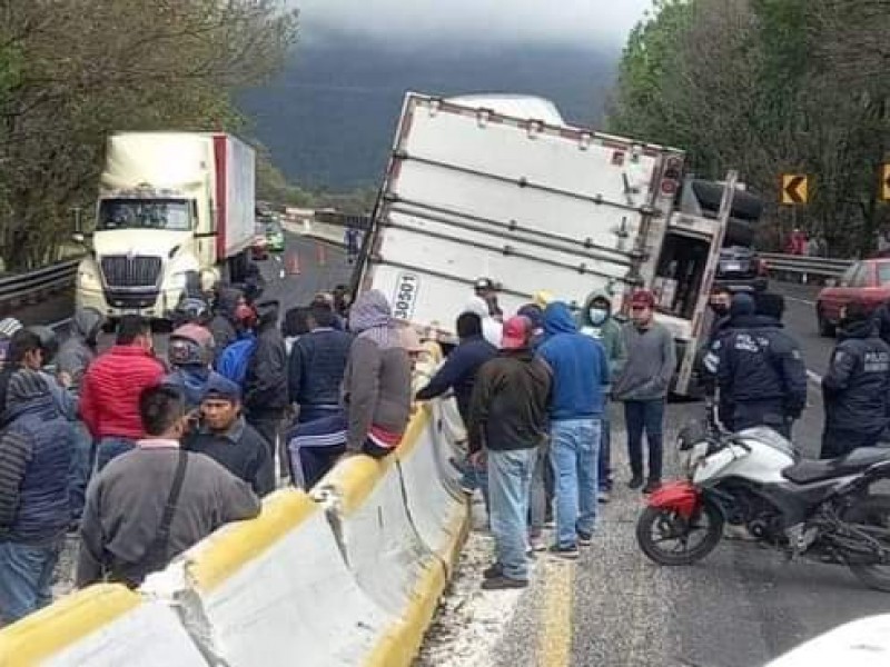 Puebla-Orizaba y Arco Norte carreteras peligrosas de Puebla
