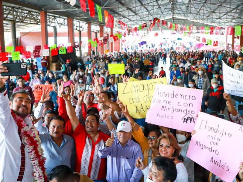 Pueblos mixtecos tendrán garantizados apoyos al campo: Avilés Álvarez
