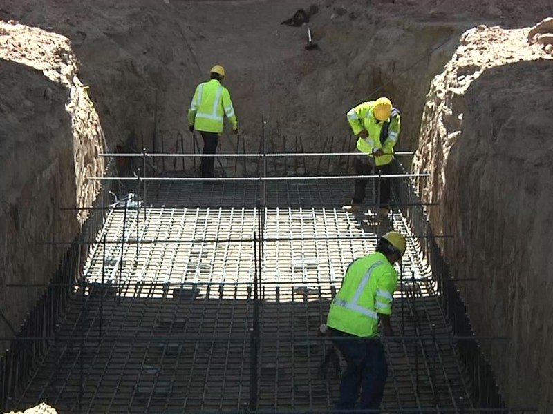 Puente 8 de octubre en obras de mantenimiento