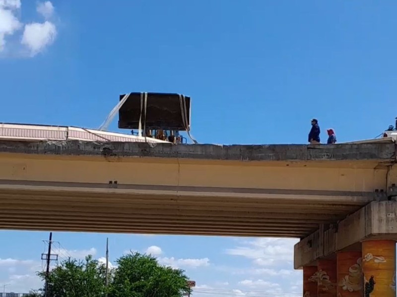 Puente de la calle 300 necesita una reparación total
