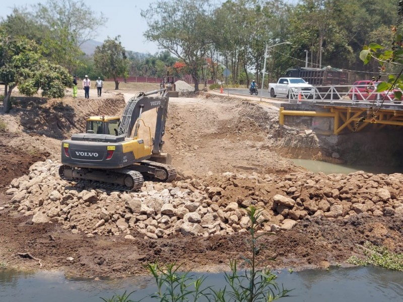 Puente de la avenida principal será terminado en septiembre