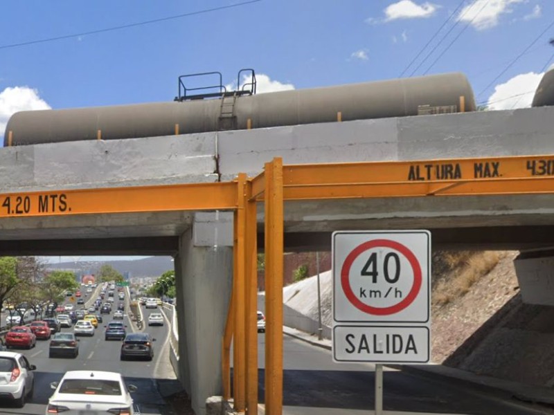 Puente ferroviario de B Quintana será derribado por obras del tren rápido Puente ferroviario de B Quintana será derribado por obras del tren rápido