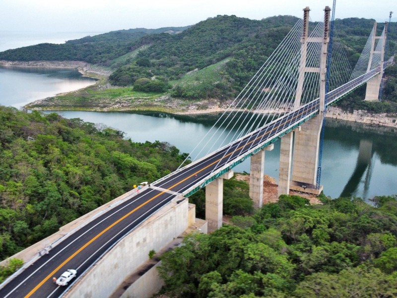 Puente Rizo de Oro va en un avance de 82 por ciento