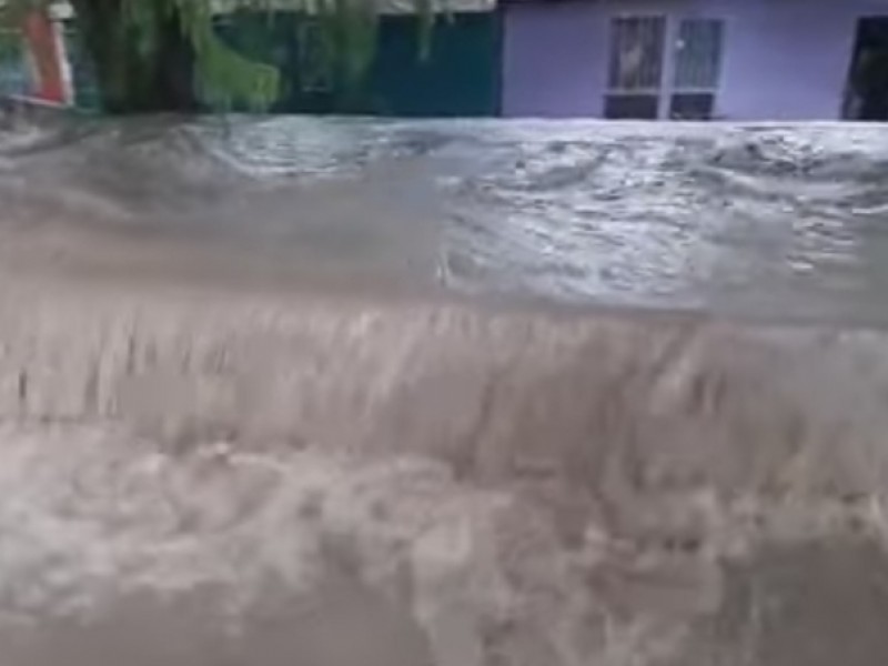 ¿Qué hacer en caso de sismos e inundaciones?