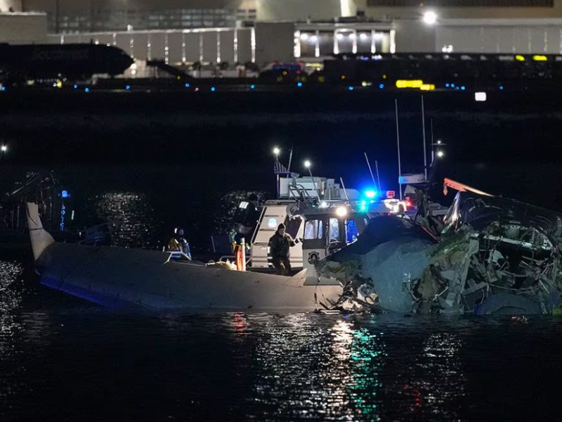 ¿Qué hacía el helicóptero que chocó en Washington?