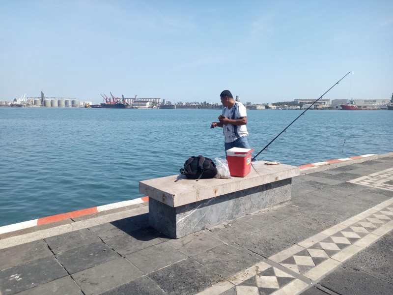Que se permita realizar pesca en el Muro de Pescadores:Denuncia