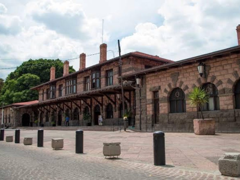 Que siempre sí se resguardara antigua estación del ferrocarril, asegura gobernador