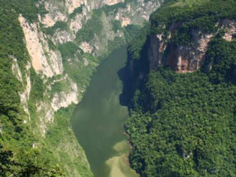 Queda una invasión en Cañón del Sumidero