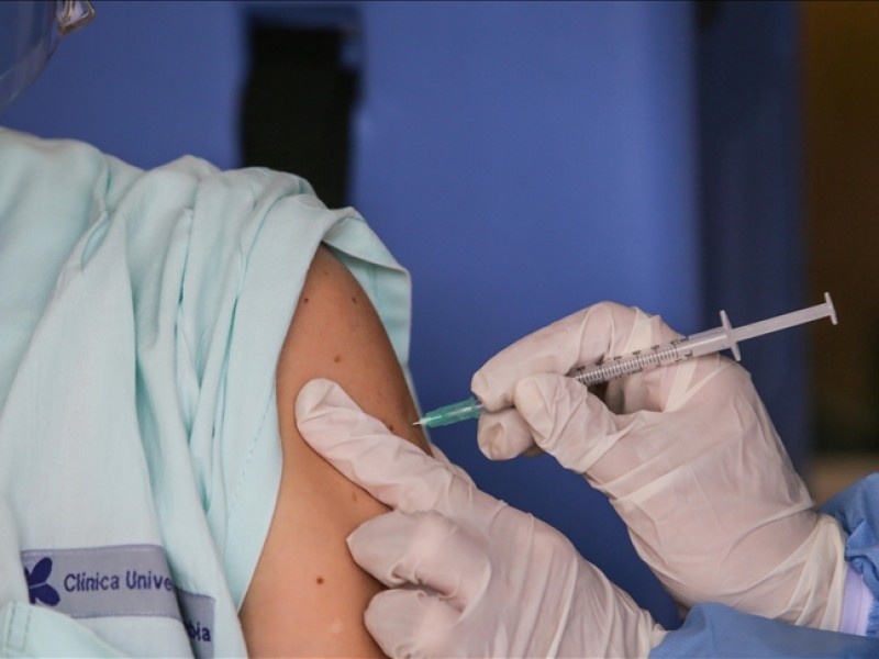 Quedan cuatro países por iniciar vacunación Covid-19, asegura OMS
