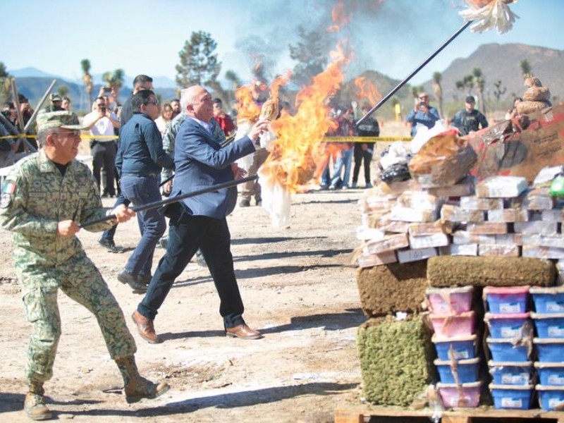 Queman más de una tonelada de drogas en Coahuila