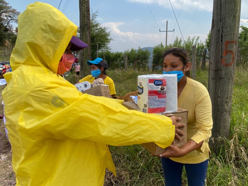 Querétaro Independeinte sigue entragando apoyos alimentarios