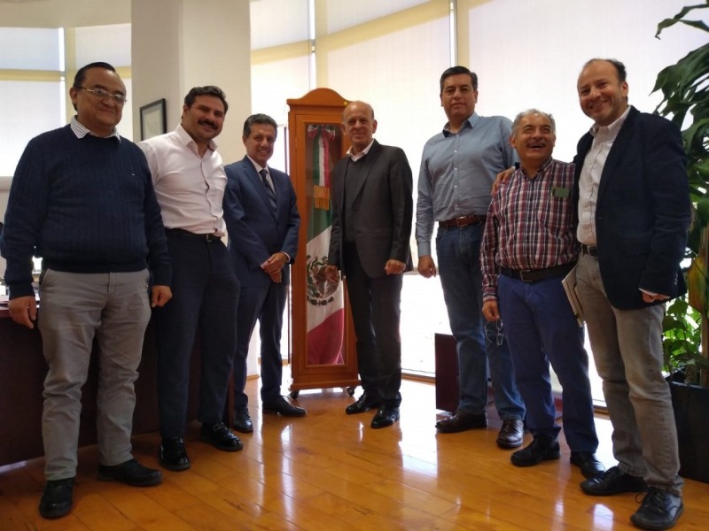 Querétaro se reúne con director del INSABI