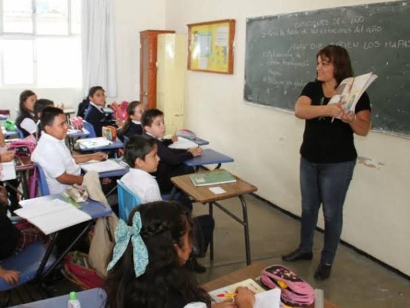 Querétaro dará orientación a estados sobre prohibición de celulares