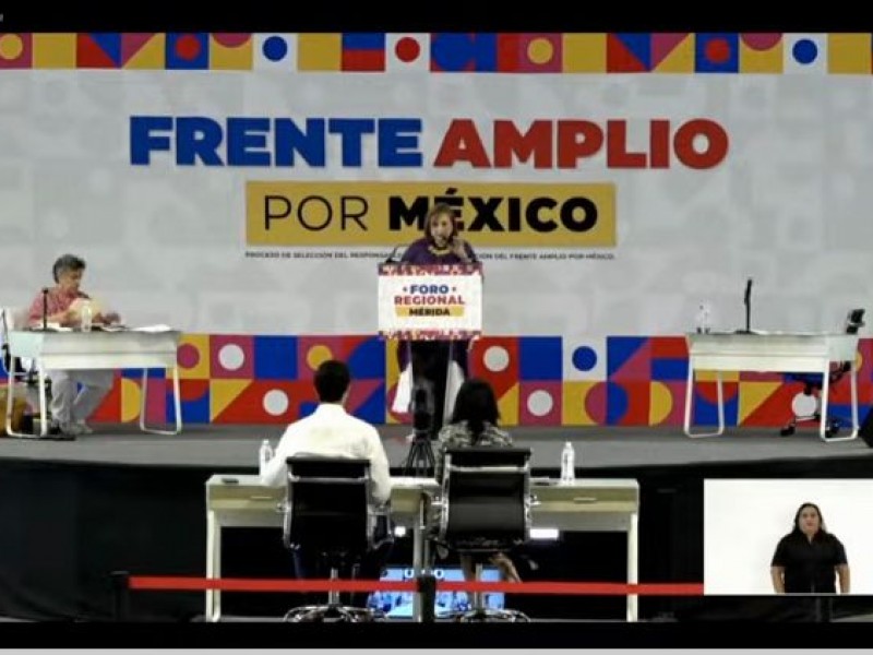 Quinto Foro del Frente Amplio por México en Mérida